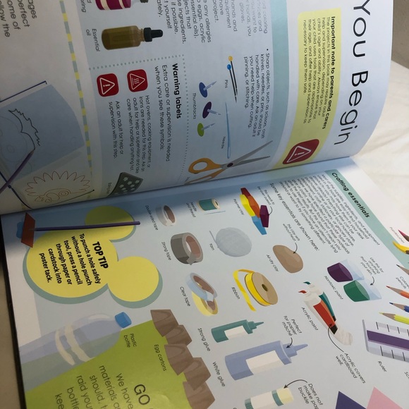 Disney Hardcover Idea Book , more than 100 Crafts, activities & games - Picture 10 of 12